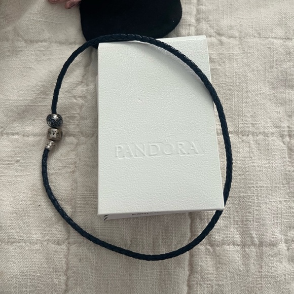 Pandora Bracelet - Never Worn - Picture 4 of 5